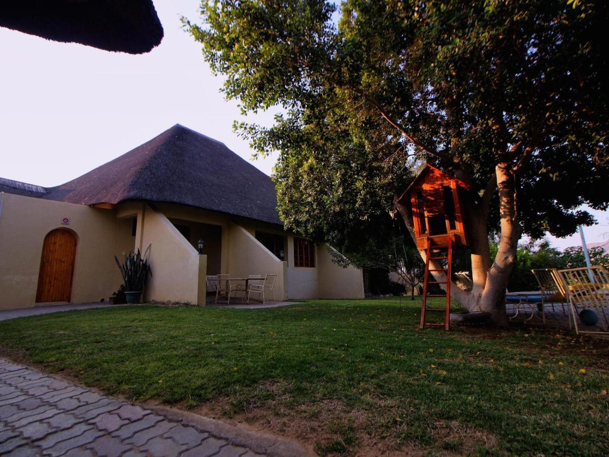 Uitkyk Guest Farm Hotel Usakos Exterior photo